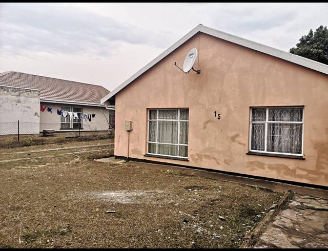 3 BEDROOM HOUSE TO LET IN RIDGE PARK
